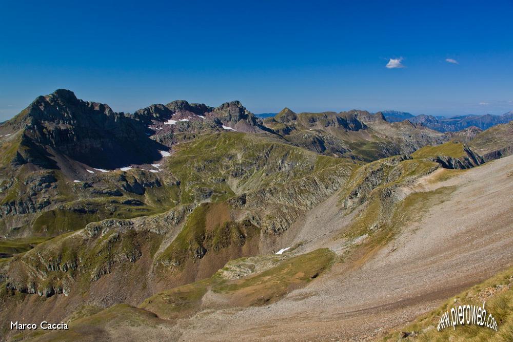 15_Pradella e conca Laghi Gemelli.JPG